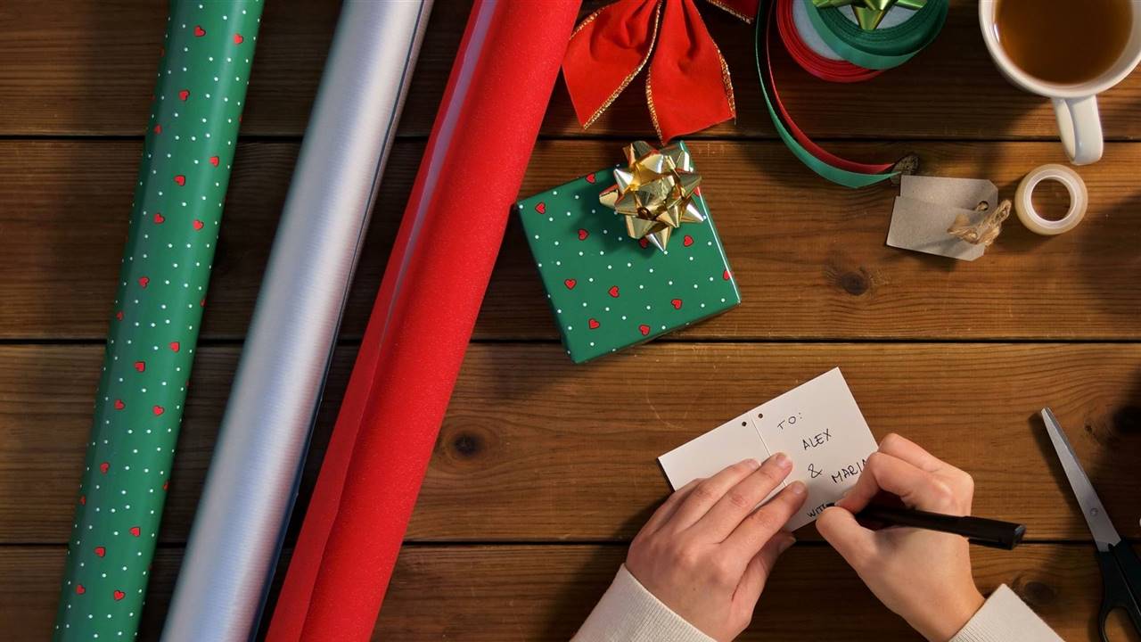 16 regalos personalizados para Navidad que llaman la atención