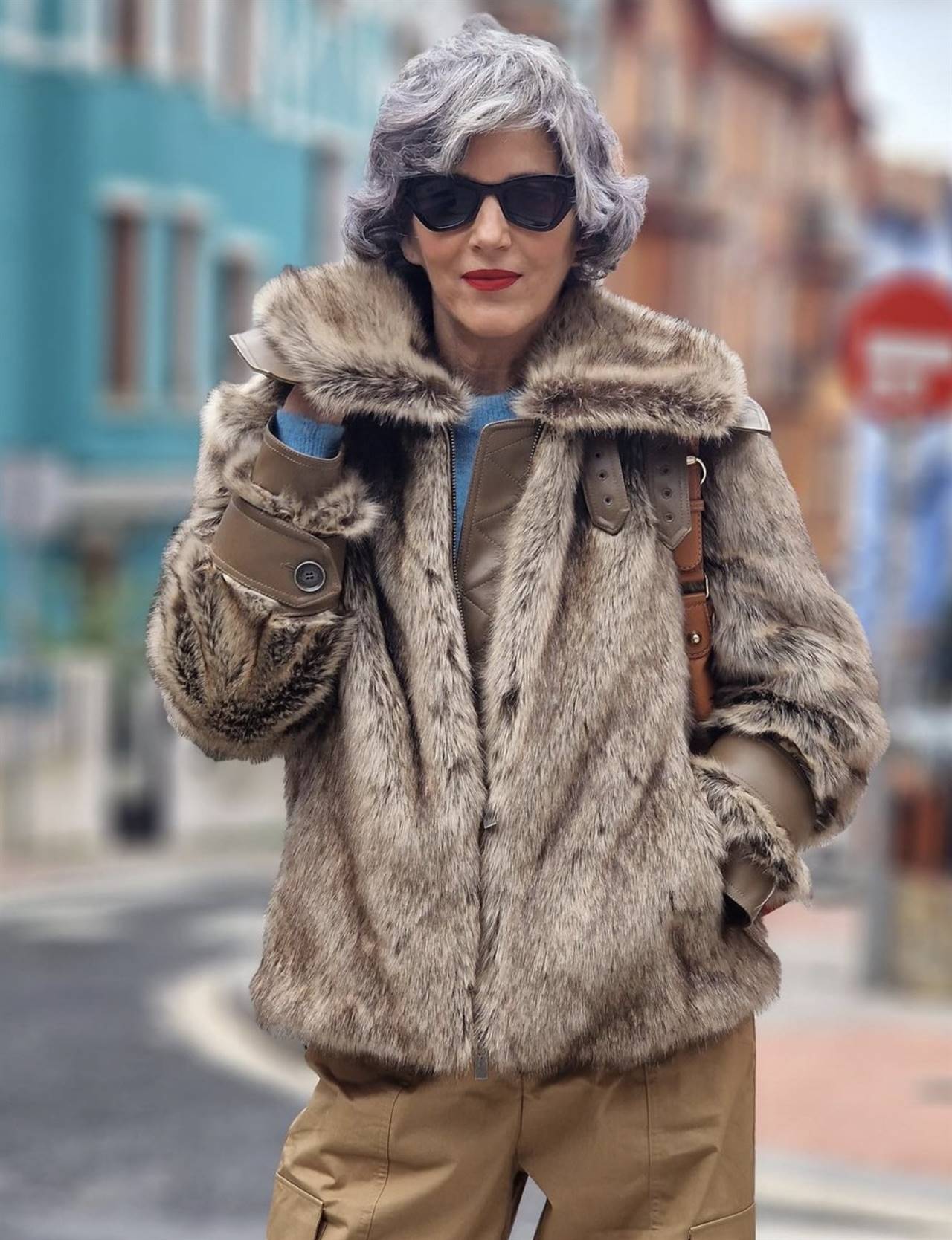 Limo Jarra Persona a cargo Las influencers +50 agotan el abrigo de pelo de Zara más moderno y elegante  de rebajas: lo copiamos