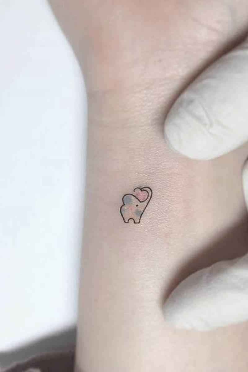 tatuajes pequeños elefante