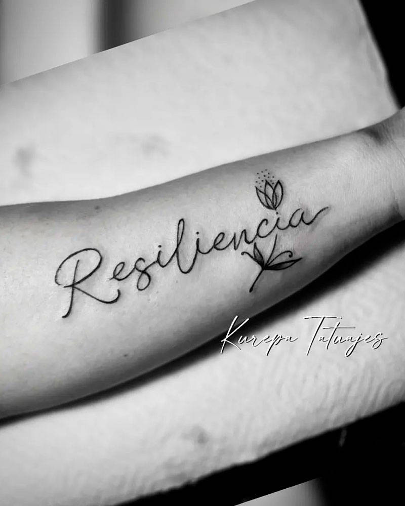 Tatuajes para mujeres valientes: resiliencia