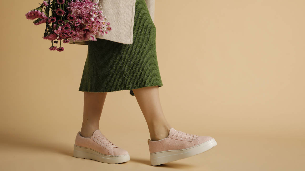 Las zapatillas de plataforma más cómodas, ligeras y bonitas existen (y son españolas)