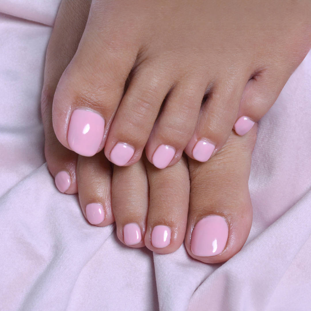 Colores de uñas pies tendencias: rosa 