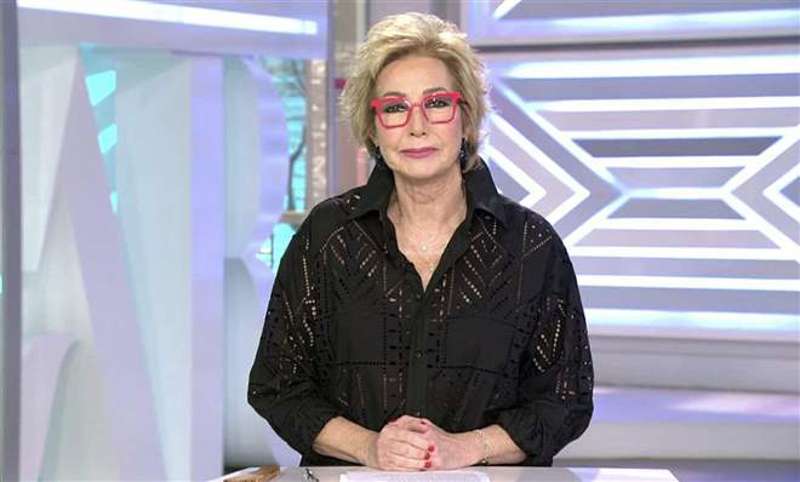 El look de Ana Rosa durante la emisión del Programa.