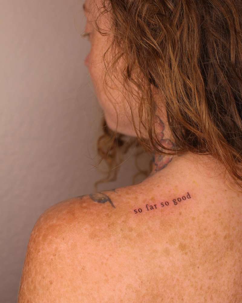 Tatuajes pequeños para mujer con palabras: prudente