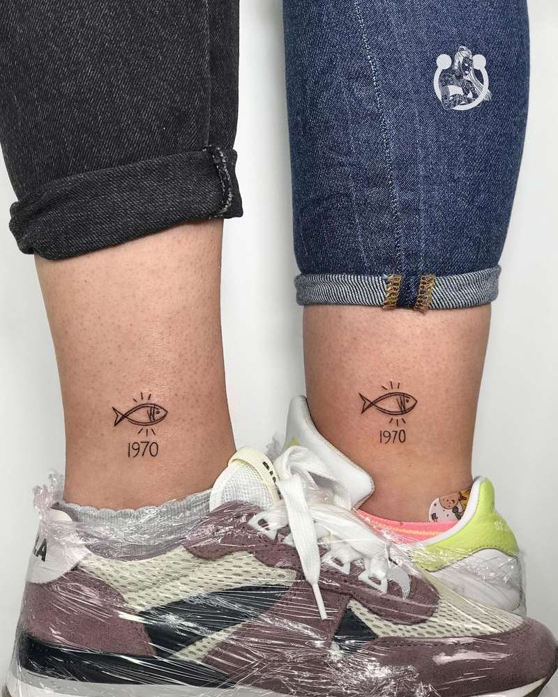Tatuajes para parejas pequeños: zodíaco