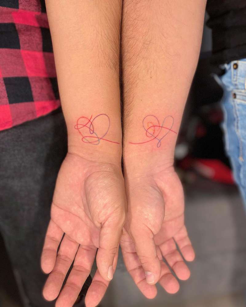 Tatuajes para parejas pequeños: corazones