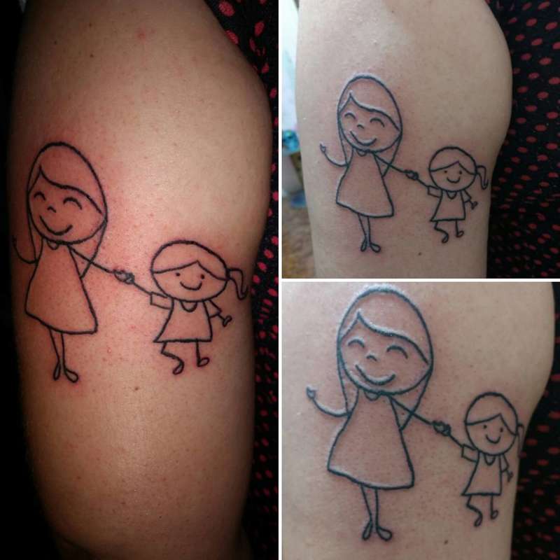 Tatuajes para madre e hija: garabato