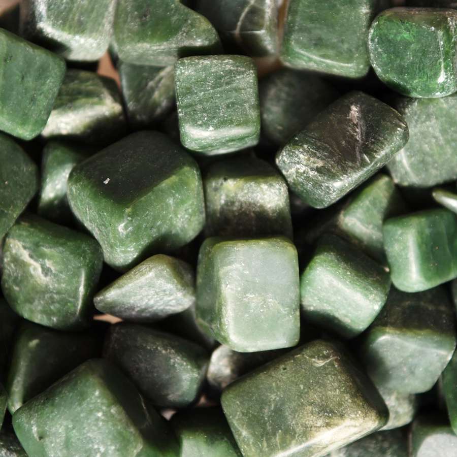 Jade: ¿cuáles son las propiedades y los beneficios de esta piedra preciosa?