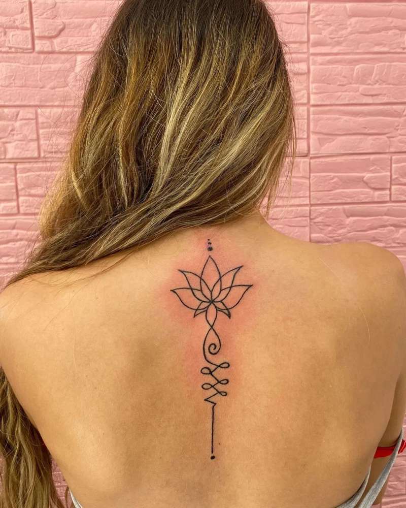 Tatuajes con significado con flor de loto: de un trazo