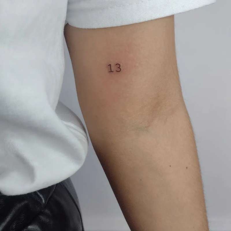 Tatuajes con significado pequeños: un número