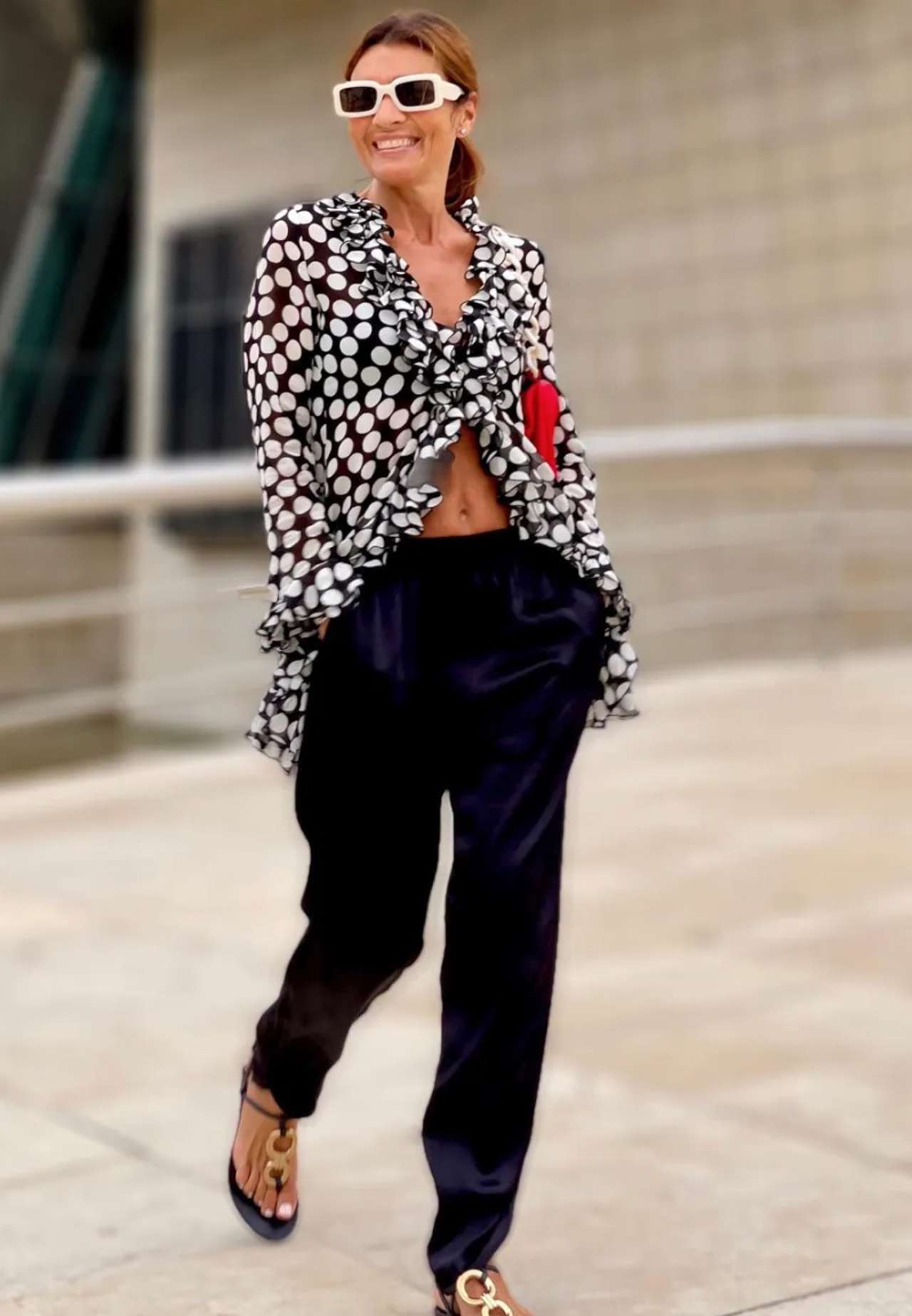 Ana Antolin con blusa de lunares de Zara
