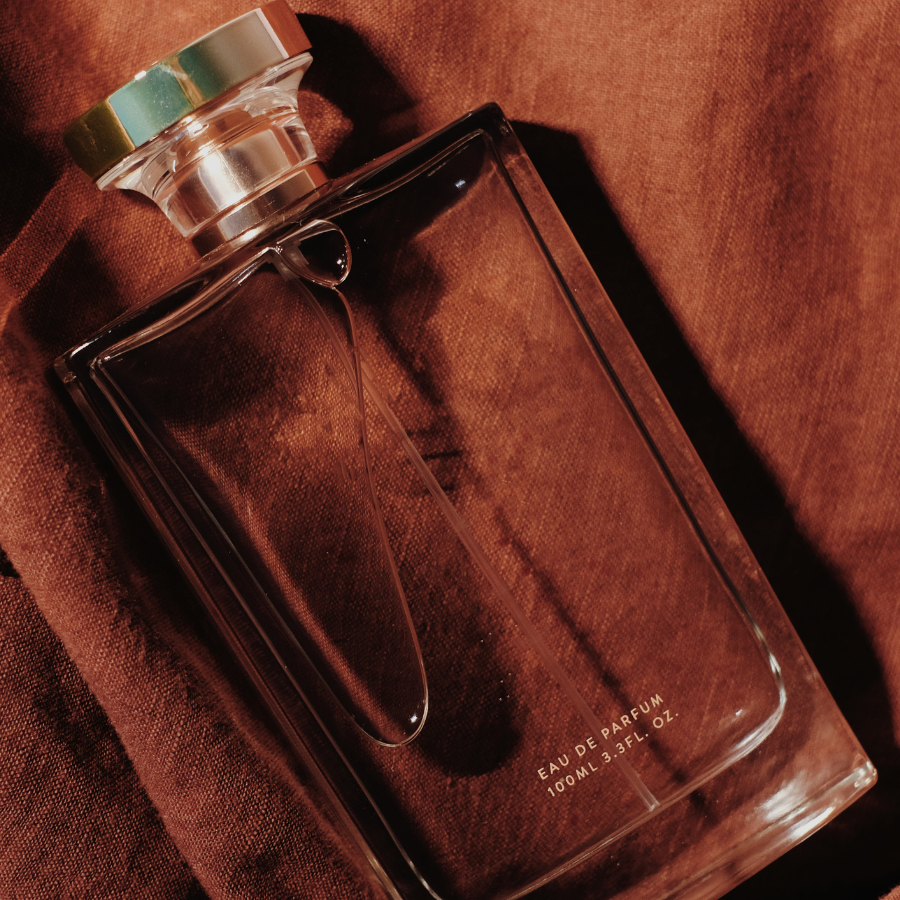 10 perfumes de Massimo Dutti que huelen a lujo y desprenden elegancia (desde 9€)