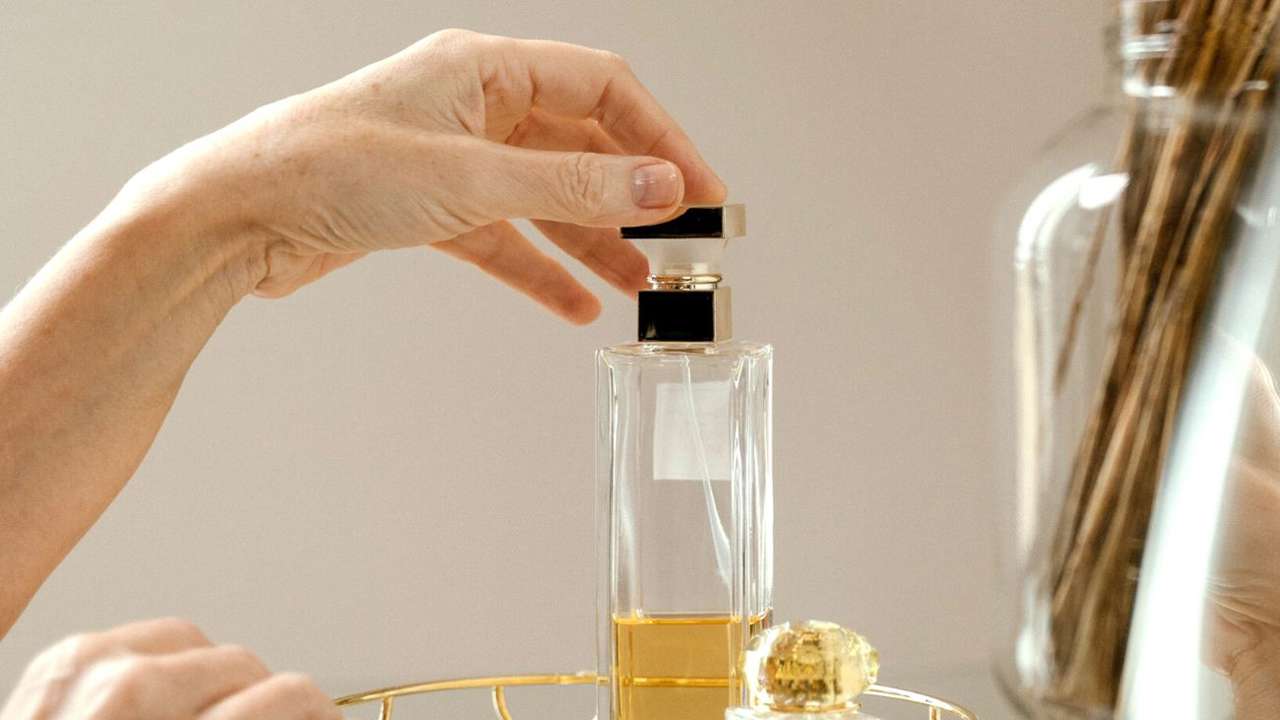 5 perfumes de Zara de lujo silencioso que harán que tus vestidos parezcan mucho más caros por menos de 20€