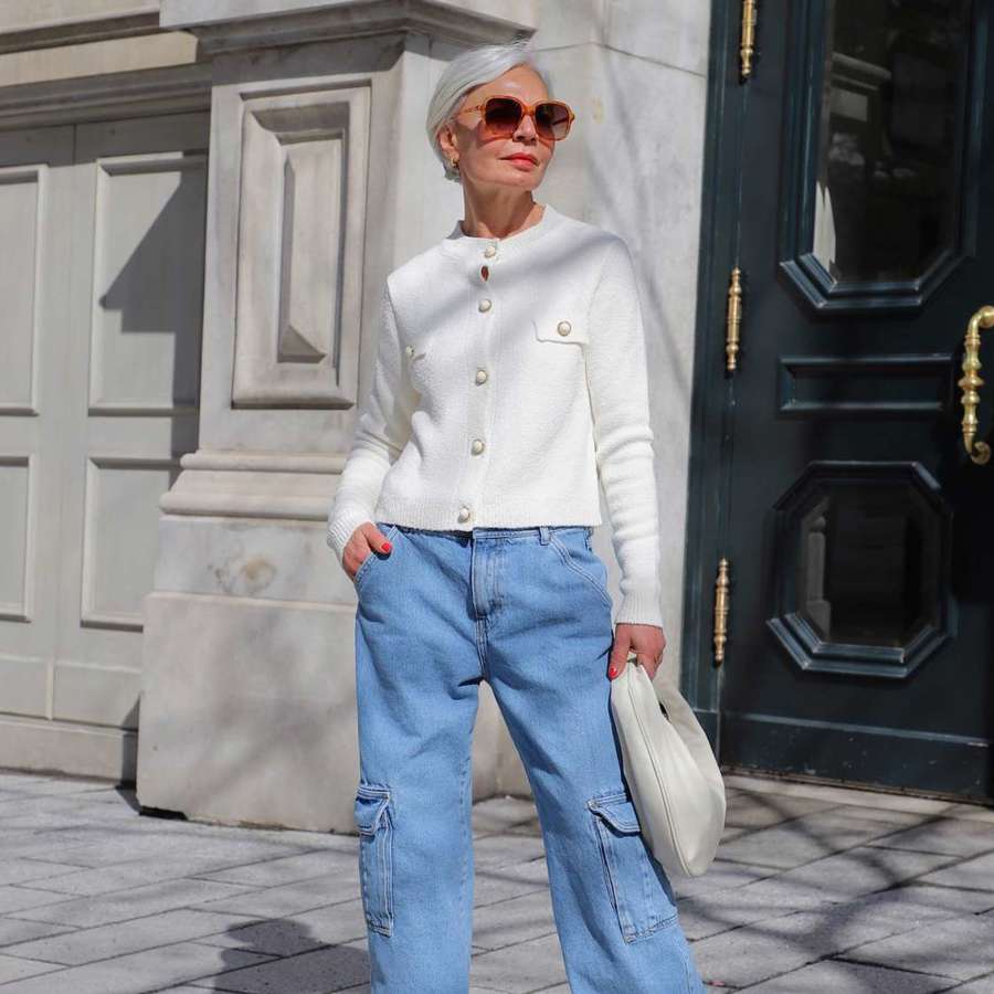 La chaquetita de punto de Primark que parece Chanel: ideal para llevar como top con pantalones blancos en otoño