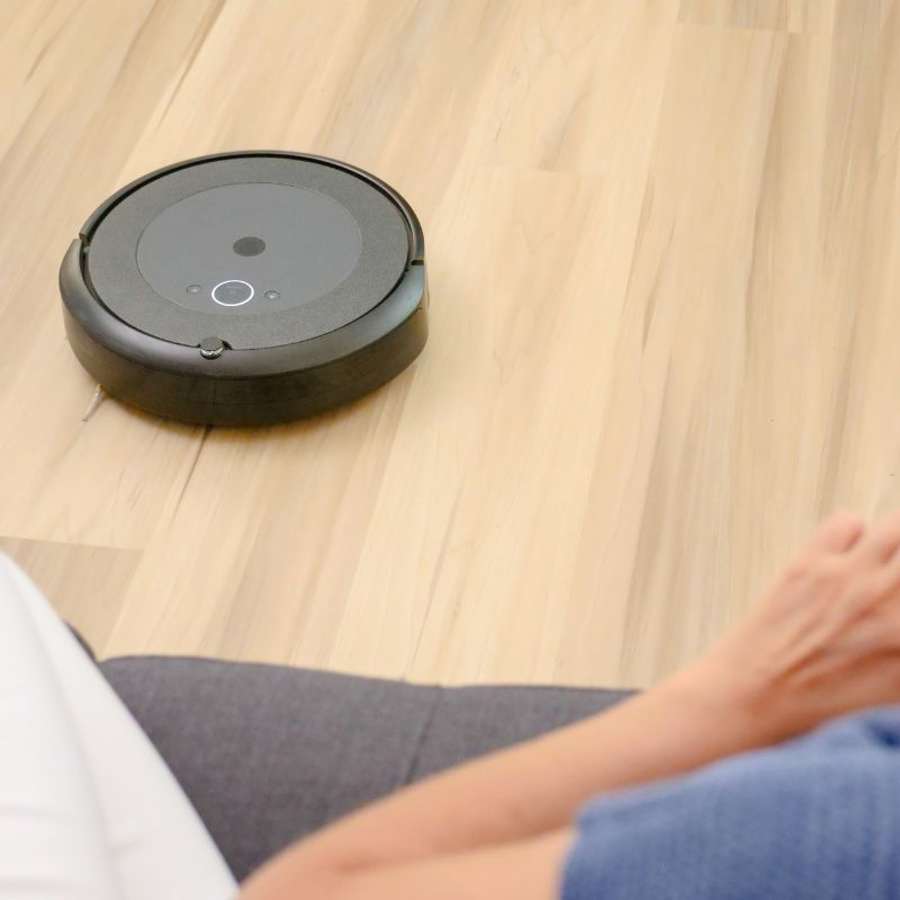 No es en Amazon: el robot Roomba más barato que puedes controlar desde tu sofá está en El Corte Inglés