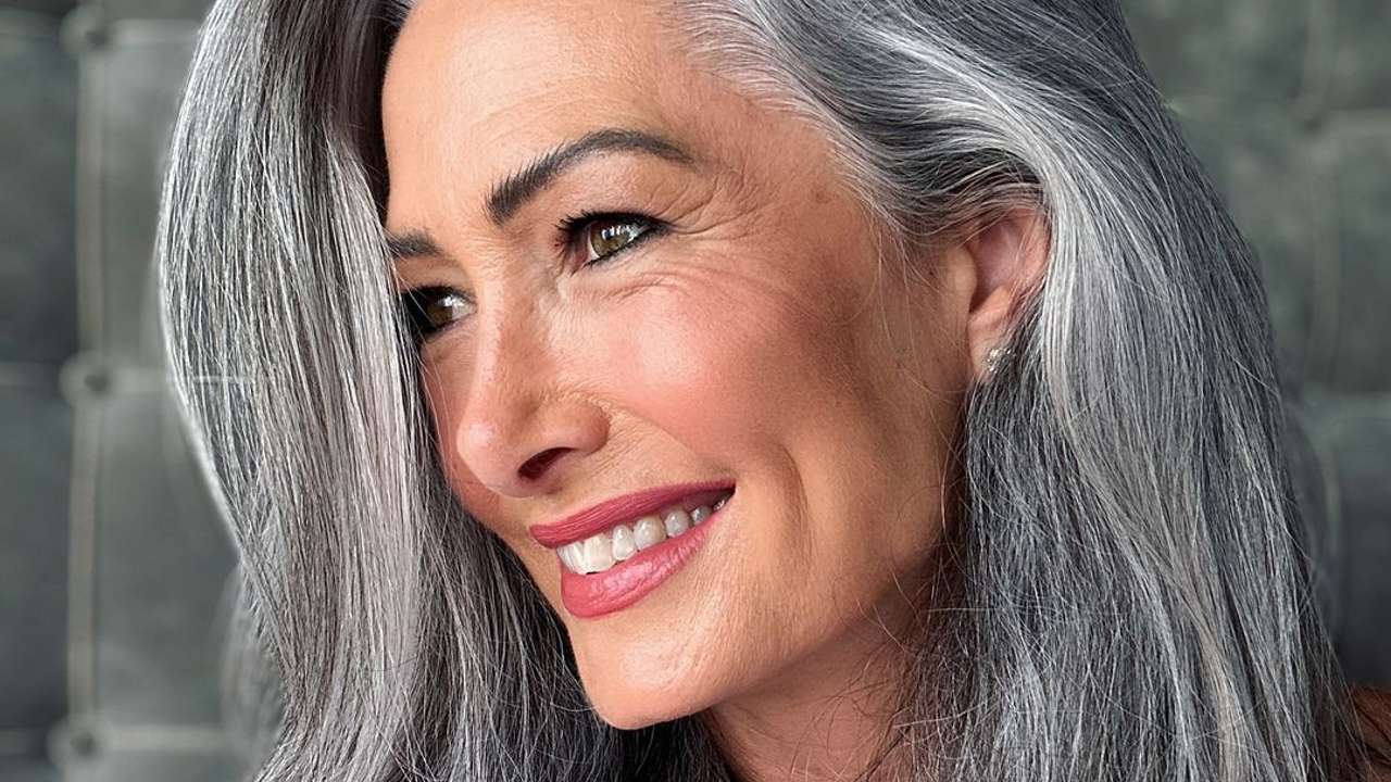 Los 30 cortes de pelo de 2024 que mejor sientan a las mujeres de 50 años y son tendencia