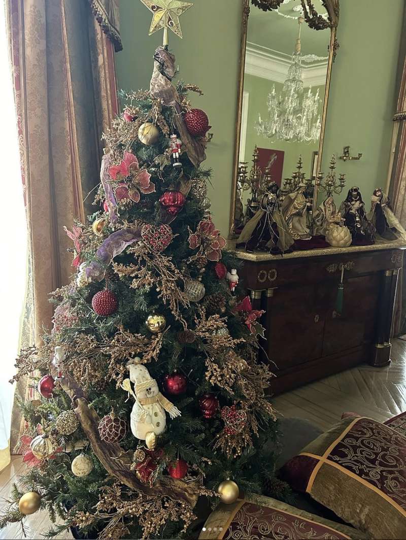 Carmen Lomana árbol de Navidad