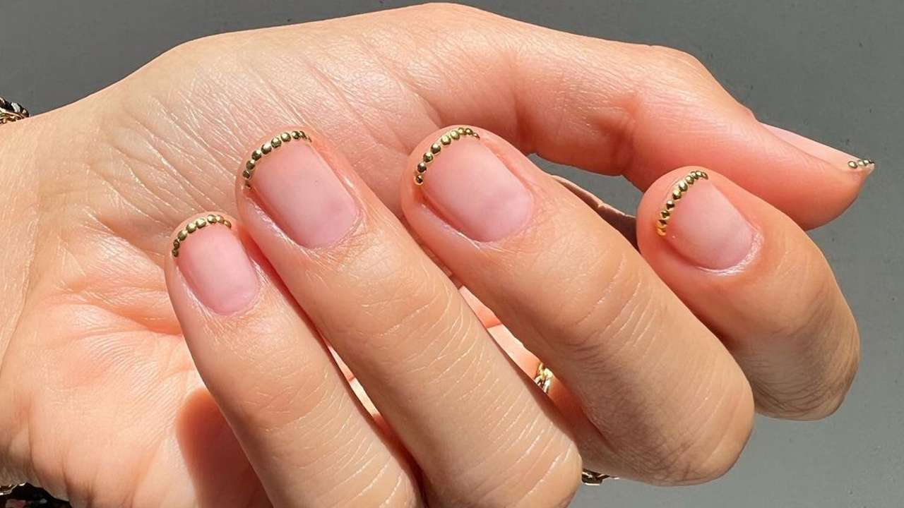 15 diseños de uñas nude que respiran lujo silencioso y son tendencia este 2024