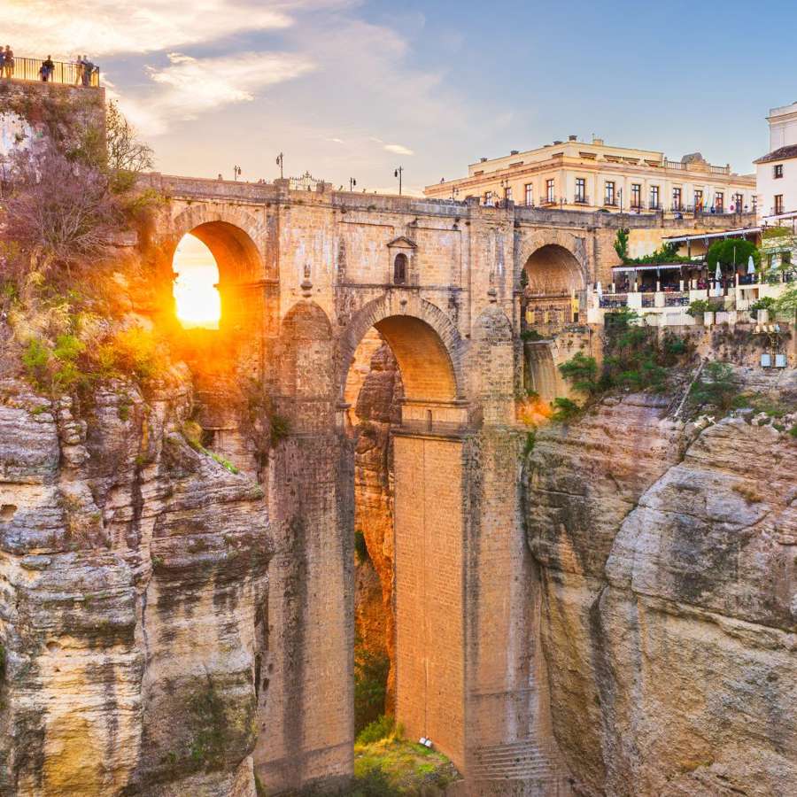 Los pueblos más bonitos y románticos de España para visitar en febrero