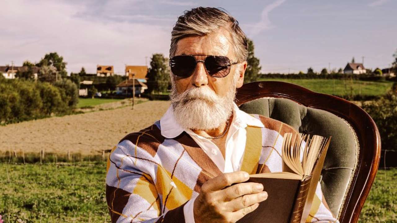 15 ideas de regalos para hombres de más de 60 años (y que ya tienen de todo)